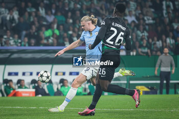 2024-11-05 - Erling HAALAND of Manchester City during the UEFA Champions League, League Phase MD4 football match between Sporting CP and Manchester City on 5 November 2024 at Estadio Jose Alvalade in Lisbon, Portugal - FOOTBALL - CHAMPIONS LEAGUE - SPORTING CP V MANCHESTER CITY - UEFA CHAMPIONS LEAGUE - SOCCER