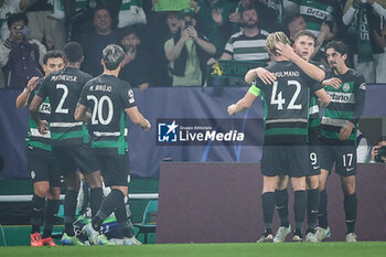 2024-11-05 - Viktor GYOKERES of Sporting celebrate his goal with teammates during the UEFA Champions League, League Phase MD4 football match between Sporting CP and Manchester City on 5 November 2024 at Estadio Jose Alvalade in Lisbon, Portugal - FOOTBALL - CHAMPIONS LEAGUE - SPORTING CP V MANCHESTER CITY - UEFA CHAMPIONS LEAGUE - SOCCER