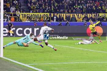 2024-11-05 - Donyell Malen of Borussia Dortmund scores a goal 1-0 during the UEFA Champions League, League phase, Matchday 4 football match between Borussia Dortmund and Sturm Graz on 5 November 2024 at Signal Iduna Park in Dortmund, Germany - FOOTBALL - CHAMPIONS LEAGUE - BORUSSIA DORTMUND V STURM GRAZ - UEFA CHAMPIONS LEAGUE - SOCCER