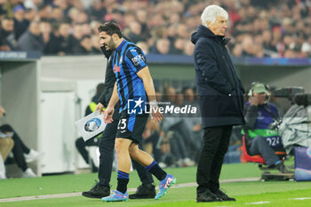 2024-11-06 - Sead Kolasinac of Atalanta injured during the UEFA Champions League, League phase, Matchday 4 football match between VfB Stuttgart and Atalanta BC on 6 November 2024 at MHPArena in Stuttgart, Germany - FOOTBALL - CHAMPIONS LEAGUE - STUTTGART V ATALANTA - UEFA CHAMPIONS LEAGUE - SOCCER