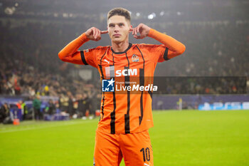 2024-11-06 - Georgiy Sudakov of Shakhtar Donetsk celebrates his goal 2-1 during the UEFA Champions League, League phase, Matchday 4 football match between Shakhtar Donetsk and Young Boys Bern on 6 November 2024 at Veltins-Arena in Gelsenkirchen, Germany - FOOTBALL - CHAMPIONS LEAGUE - SHAKHTAR DONETSK V YOUNG BOYS - UEFA CHAMPIONS LEAGUE - SOCCER