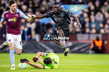 2024-03-14 - Ajax forward Brian Brobbey (9) and Clément Lenglet, goalkeeper Emiliano Martinez of Aston Villa during the UEFA Europa Conference League, Round of 16, 2nd leg football match between Aston Villa and Ajax on 14 March 2024 at Villa Park in Birmingham, England - FOOTBALL - CONFERENCE LEAGUE - ASTON VILLA V AJAX - UEFA CONFERENCE LEAGUE - SOCCER