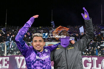2024-04-18 - ACF Fiorentina's defender Domilson Cordeiro dos Santos knows as Dodo and ACF Fiorentina's defender Michael Kayode celebrate the victory - ACF FIORENTINA VS FC VIKTORIA PLZEN - UEFA CONFERENCE LEAGUE - SOCCER