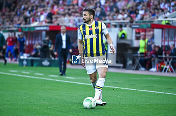 2024-04-11 - 10 Dusan Tadic of Fenerbahce is playing during the UEFA Conference League, Quarter-finals, 1st leg, match between Olympiacos Piraeus and Fenerbahce at Georgios Karaiskakis Stadium on April 11, 2024, in Piraeus, Greece. - OLYMPIACOS VS FENERBAHCE - QUARTER-FINALS, 1ST LEG - UEFA CONFERENCE LEAGUE - SOCCER