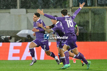 2024-05-02 - ACF Fiorentina's forward Riccardo Sottil celebrates after scoring a goal with his teammates - ACF FIORENTINA VS CLUB BRUGGE - UEFA CONFERENCE LEAGUE - SOCCER