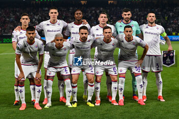 2024-05-29 - A.C.F. Fiorentina for team photo lined up during UEFA Europa Conference League 2024 final soccer match between Olympiacos F.C. vs. A.C.F. Fiorentina at OPAP Arena, Athens, 29th of May 2024 - FINAL - OLYMPIACOS VS ACF FIORENTINA - UEFA CONFERENCE LEAGUE - SOCCER