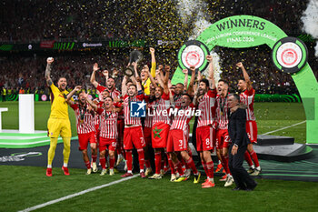 2024-05-29 - Happiness of Olympiacos F.C. after win UEFA Europa Conference League 2024 final soccer match between Olympiacos F.C. vs. A.C.F. Fiorentina at OPAP Arena, Athens, 29th of May 2024 - FINAL - OLYMPIACOS VS ACF FIORENTINA - UEFA CONFERENCE LEAGUE - SOCCER