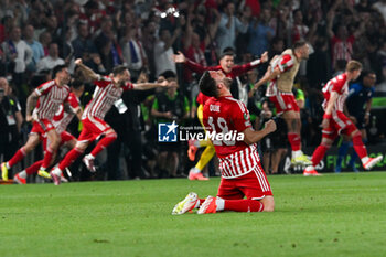 2024-05-29 - Happiness of Quini (Olympiacos F.C.) after win the UEFA Europa Conference League 2024 final soccer match between Olympiacos F.C. vs. A.C.F. Fiorentina at OPAP Arena, Athens, 29th of May 2024 - FINAL - OLYMPIACOS VS ACF FIORENTINA - UEFA CONFERENCE LEAGUE - SOCCER