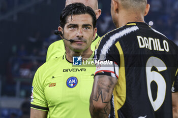 2024-05-15 - Italian Referee Fabio Maresca during the Italian Cup final football match between Atalanta and Juventus at Stadio Olimpico on May 15,2024 in Rome, Italy. - FINAL - JUVENTUS FC VS ATALANTA BC - ITALIAN CUP - SOCCER