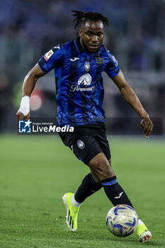 2024-05-15 - Atalanta's Nigerian forward Ademola Lookman controls the ball during the Italian Cup final football match between Atalanta and Juventus at Stadio Olimpico on May 15,2024 in Rome, Italy. - FINAL - JUVENTUS FC VS ATALANTA BC - ITALIAN CUP - SOCCER