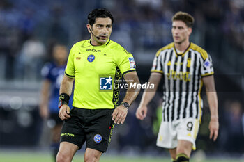 2024-05-15 - Italian Referee Fabio Maresca during the Italian Cup final football match between Atalanta and Juventus at Stadio Olimpico on May 15,2024 in Rome, Italy. - FINAL - JUVENTUS FC VS ATALANTA BC - ITALIAN CUP - SOCCER