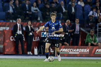 2024-05-15 - Atalanta's Italian defender Giorgio Scalvini controls the ball during the Italian Cup final football match between Atalanta and Juventus at Stadio Olimpico on May 15,2024 in Rome, Italy. - FINAL - JUVENTUS FC VS ATALANTA BC - ITALIAN CUP - SOCCER