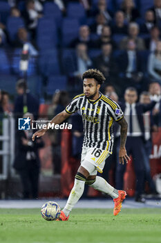 2024-05-15 - Juventus' American midfielder Weston McKennie controls the ball during the Italian Cup final football match between Atalanta and Juventus at Stadio Olimpico on May 15,2024 in Rome, Italy. - FINAL - JUVENTUS FC VS ATALANTA BC - ITALIAN CUP - SOCCER