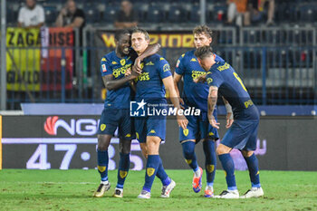 2024-08-10 - Empoli's Lorenzo Colombo celebrates with teammates after scoring the 2-1 goal - EMPOLI FC VS US CATANZARO - ITALIAN CUP - SOCCER