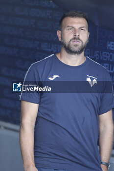 2024-08-10 - Paolo Zanetti Head Coach of Hellas Verona FC during Hellas Verona FC vs Cesena FC, round of 32° Coppa Italia Frecciarossa 2024-25, at MarcAntonio Bentegodi stadium in Verona (VR), Italy, on August 10, 2024. - HELLAS VERONA FC VS CESENA FC - ITALIAN CUP - SOCCER