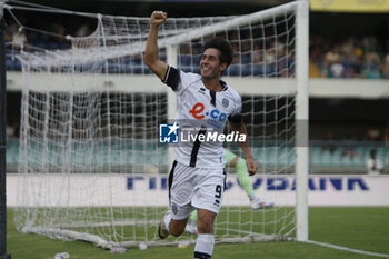 2024-08-10 - Cristian Shpendi of Cesena FC celebrates after scoring during Hellas Verona FC vs Cesena FC, round of 32° Coppa Italia Frecciarossa 2024-25, at MarcAntonio Bentegodi stadium in Verona (VR), Italy, on August 10, 2024. - HELLAS VERONA FC VS CESENA FC - ITALIAN CUP - SOCCER