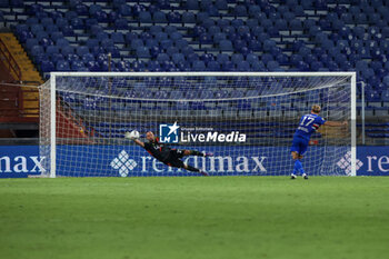 2024-08-11 - Coppa Italia, Italian Cup, Stadio Ferraris, Genova, 11-08-2024, Sampdoria-Como, in the photo: penalty Meulensteen parade Reina - UC SAMPDORIA VS COMO 1907 - ITALIAN CUP - SOCCER