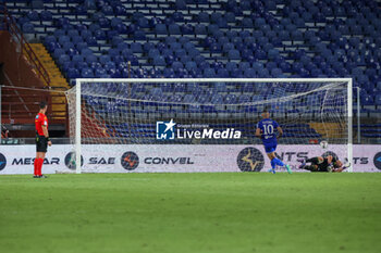 2024-08-11 - Coppa Italia, Italian Cup, Stadio Ferraris, Genova, 11-08-2024, Sampdoria-Como, in the photo: penalty Tutino goal - UC SAMPDORIA VS COMO 1907 - ITALIAN CUP - SOCCER