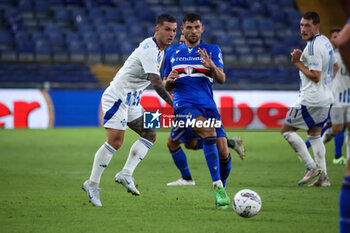 2024-08-11 - Coppa Italia, Italian Cup, Stadio Ferraris, Genova, 11-08-2024, Sampdoria-Como, in the photo: Iaonnou and Strefezza - UC SAMPDORIA VS COMO 1907 - ITALIAN CUP - SOCCER