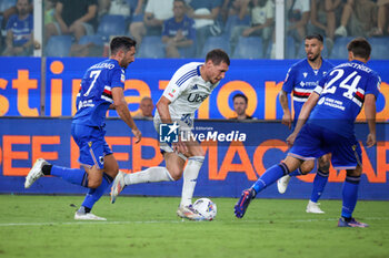 2024-08-11 - Coppa Italia, Italian Cup, Stadio Ferraris, Genova, 11-08-2024, Sampdoria-Como, in the photo: Belotti and Bellemo - UC SAMPDORIA VS COMO 1907 - ITALIAN CUP - SOCCER