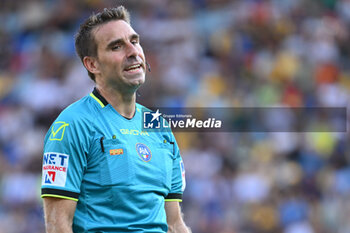 2024-08-12 - Referee Francesco Fourneau during the Frecciarossa Italian Cup round of 32 match between Frosinone Calcio vs Pisa Sporting Club at Benito Stirpe Stadium on August 12, 2024 in Frosinone, Italy. - FROSINONE CALCIO VS PISA SC - ITALIAN CUP - SOCCER