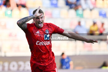 2024-08-12 - Nicholas Bonfanti of Pisa Sporting Club celebrates after scoring the gol of 0-2 during the Frecciarossa Italian Cup round of 32 match between Frosinone Calcio vs Pisa Sporting Club at Benito Stirpe Stadium on August 12, 2024 in Frosinone, Italy. - FROSINONE CALCIO VS PISA SC - ITALIAN CUP - SOCCER