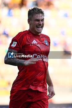 2024-08-12 - Nicholas Bonfanti of Pisa Sporting Club celebrates after scoring the gol of 0-2 during the Frecciarossa Italian Cup round of 32 match between Frosinone Calcio vs Pisa Sporting Club at Benito Stirpe Stadium on August 12, 2024 in Frosinone, Italy. - FROSINONE CALCIO VS PISA SC - ITALIAN CUP - SOCCER