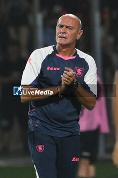 2024-08-12 - Giovanni Martusciello coach of US Salernitana 1919 gestures during the Soccer Italian Cup Freccia Rossa between US Salernitana 1919 vs Spezia Calcio at Arechi Stadium - US SALERNITANA VS SPEZIA CALCIO - ITALIAN CUP - SOCCER