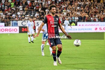 2024-08-12 - Sebastiano Luperto of Cagliari Calcio - CAGLIARI CALCIO VS CARRARESE CALCIO - ITALIAN CUP - SOCCER