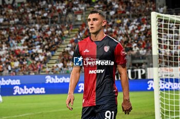 2024-08-12 - Roberto Piccoli of Cagliari Calcio - CAGLIARI CALCIO VS CARRARESE CALCIO - ITALIAN CUP - SOCCER