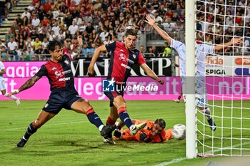 2024-08-12 - Matteo Prati of Cagliari Calcio, Goal - CAGLIARI CALCIO VS CARRARESE CALCIO - ITALIAN CUP - SOCCER