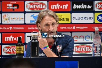 2024-08-12 - Davide Nicola Mister of Cagliari Calcio, Conferenza Stampa - CAGLIARI CALCIO VS CARRARESE CALCIO - ITALIAN CUP - SOCCER