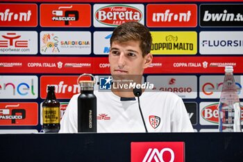 2024-08-12 - Matteo Prati of Cagliari Calcio, Conferenza Stampa - CAGLIARI CALCIO VS CARRARESE CALCIO - ITALIAN CUP - SOCCER