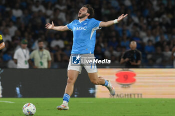 2024-08-10 - Khvicha Kvaratskhelia of SSC Napoli gestures during the Soccer Italian Cup Freccia Rossa between SSC Napoli vs Modena FC at Diego Armando Maradona Stadium - SSC NAPOLI VS MODENA FC - ITALIAN CUP - SOCCER