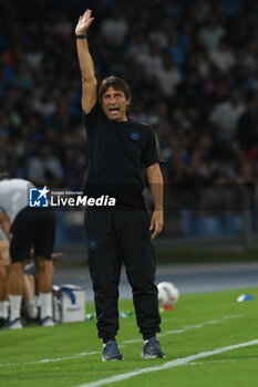 2024-08-10 - Antonio Conte of SSC Napoli gestures during the Soccer Italian Cup Freccia Rossa between SSC Napoli vs Modena FC at Diego Armando Maradona Stadium - SSC NAPOLI VS MODENA FC - ITALIAN CUP - SOCCER