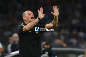 2024-08-10 - Pierpaolo Bisi coach of Modena FC gestures during the Soccer Italian Cup Freccia Rossa between SSC Napoli vs Modena FC at Diego Armando Maradona Stadium - SSC NAPOLI VS MODENA FC - ITALIAN CUP - SOCCER