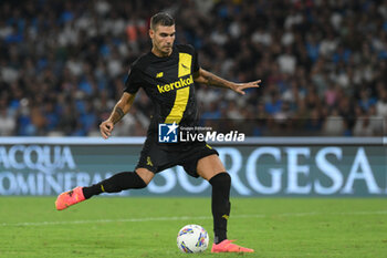 2024-08-10 - Luca Magnino of Modena FC misses the penalty kick during the Soccer Italian Cup Freccia Rossa between SSC Napoli vs Modena FC at Diego Armando Maradona Stadium - SSC NAPOLI VS MODENA FC - ITALIAN CUP - SOCCER