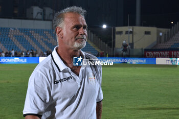 2024-08-10 - Giacomo Modica during the italian soccer 
Serie C match Fc Crotone vs ACR Messin at the Ezio Scida stadium in Crotone, 
Italy on August 10, 2024 - CROTONE VS MESSINA - ITALIAN CUP - SOCCER