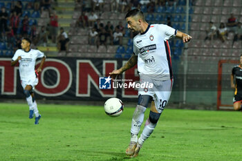 2024-08-10 - Mattia Vitalel during the italian soccer 
Serie C match Fc Crotone vs ACR Messin at the Ezio Scida stadium in Crotone, 
Italy on August 10, 2024 - CROTONE VS MESSINA - ITALIAN CUP - SOCCER