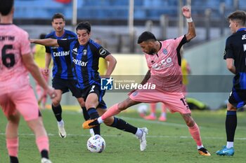 2024-09-25 - Samuele Angori (Pisa) thwarted by Emanuele Pio Adamo (Cesena) - PISA VS CESENA - ITALIAN CUP - SOCCER