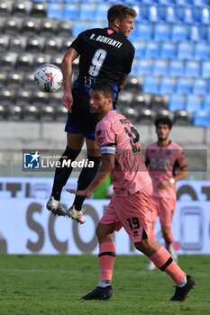 2024-09-25 - Head tackle by Nicholas Bonfanti (Pisa) and Giuseppe Prestia (Cesena) - PISA VS CESENA - ITALIAN CUP - SOCCER