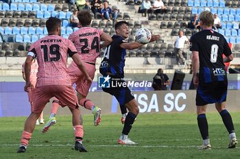 2024-09-25 - Massimiliano Mangraviti (Cesena) and Giovanni Bonfanti (Pisa) fight for the ball - PISA VS CESENA - ITALIAN CUP - SOCCER