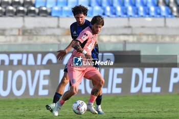 2024-09-25 - Mirko Antonucci (Cesena) thwarted by Arturo Calabresi (Pisa) - PISA VS CESENA - ITALIAN CUP - SOCCER