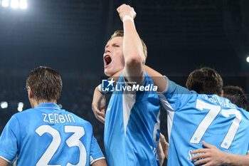 2024-09-26 - Scott McTominay of SSC Napoli rejoices after scoring a goal of 5-0 during the Soccer Italian Cup Freccia Rossa between SSC Napoli vs Palermo FC at Diego Armando Maradona Stadium - NAPOLI VS PALERMO - ITALIAN CUP - SOCCER