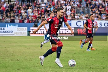 2024-09-24 - Paulo Azzi of Cagliari Calcio - CAGLIARI VS CREMONESE - ITALIAN CUP - SOCCER