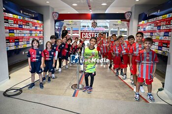 2024-09-24 - Bimbi Tunnel - CAGLIARI VS CREMONESE - ITALIAN CUP - SOCCER