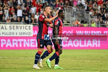 2024-09-24 - Zito Luvumbo of Cagliari Calcio, Roberto Piccoli of Cagliari Calcio - CAGLIARI VS CREMONESE - ITALIAN CUP - SOCCER