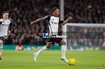 2024-01-24 - Fulham midfielder Bobby Reid during the English League Cup, EFL Cup, semi-final second leg football match between Fulham and Liverpool on 24 January 2024 at Craven Cottage in London, England - FOOTBALL - ENGLISH LEAGUE CUP - FULHAM V LIVERPOOL - ENGLISH LEAGUE CUP - SOCCER