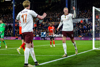 2024-02-27 - Erling Haaland (9) of Manchester City scores a goal and celebrates 2-4 during the English FA Cup, 5th round football match between Luton Town and Manchester City on 27 February 2024 at Kenilworth Road in Luton, England - FOOTBALL - ENGLISH CUP - LUTON TOWN V MANCHESTER CITY - ENGLISH LEAGUE CUP - SOCCER