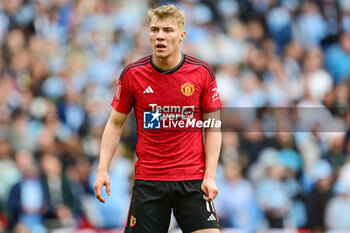2024-04-21 - Manchester United forward Rasmus Hojlund during the English Cup, FA Cup, semi-final football match between Coventry City and Manchester United on 21 April 2024 at Wembley Stadium in London, England - FOOTBALL - ENGLISH CUP - COVENTRY V MANCHESTER UNITED - ENGLISH LEAGUE CUP - SOCCER